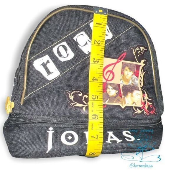 Rock Jonas Lunchbox by ZAK! - Preowned Jonas Brothers Lunch Bag - Picture 8 of 10